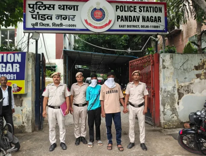 Snatching, Delhi Snatcher Arrest, Pandav Nagar Police