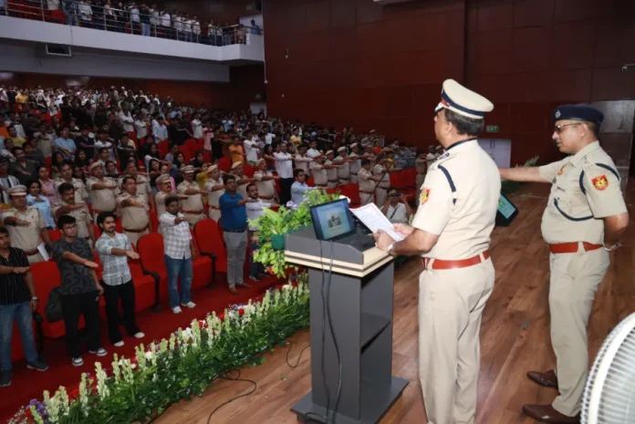East Delhi Police, Cyber Safety, Drug Awareness, Maharaja Agrasen College, Digital Fraud Awareness