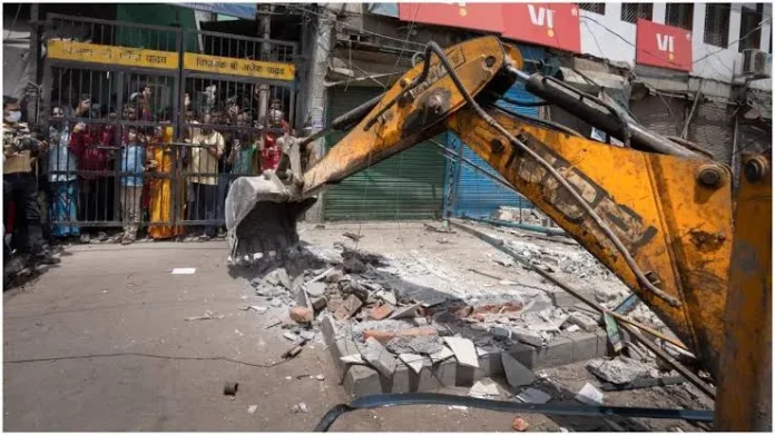 MCD Demolition Drive, Satya Niketan, Illegal Construction Delhi, Delhi MCD, Shahin Bagh