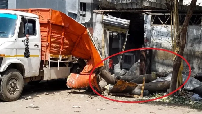 Okhla Cylinder Blast, Delhi Cylinder Blast, Oxygen Cylinder Explosion, SM Traders Okhla, Delhi Accident