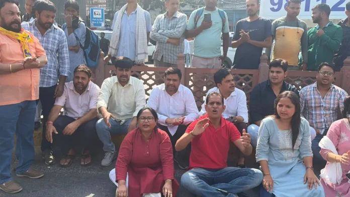 SIR Protest, AAP Delhi Protest, Gyanesh Kumar, Delhi Voter List, Election Commission Protest